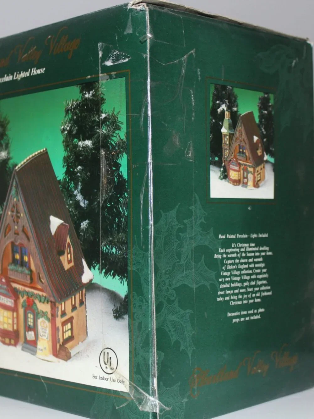 Vintage Heartland Valley Village Christmas Bakery House Light Up Porceain House